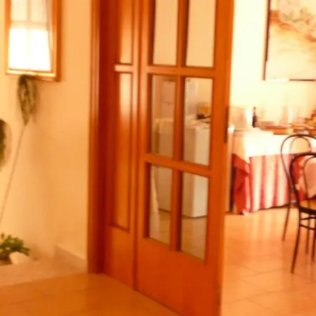 Agathae & Hotel 3*