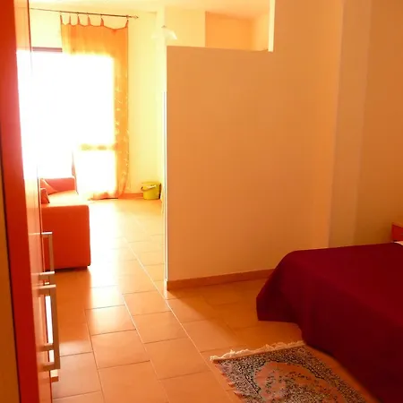 Agathae & Hotel 3*