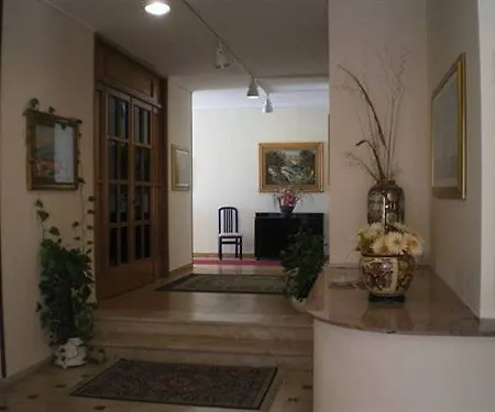 Agathae & Hotel 3*